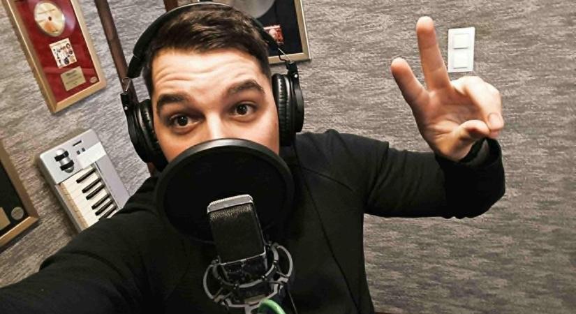 Stúdióba vonult a somogyi popmulatós király
