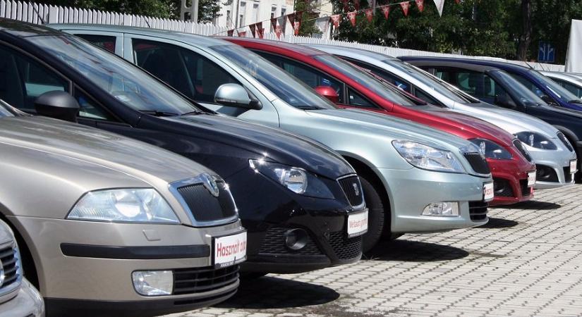 Egyszerűen spórolhatnának a hazai autósok, mégis elszalasztják a lehetőséget