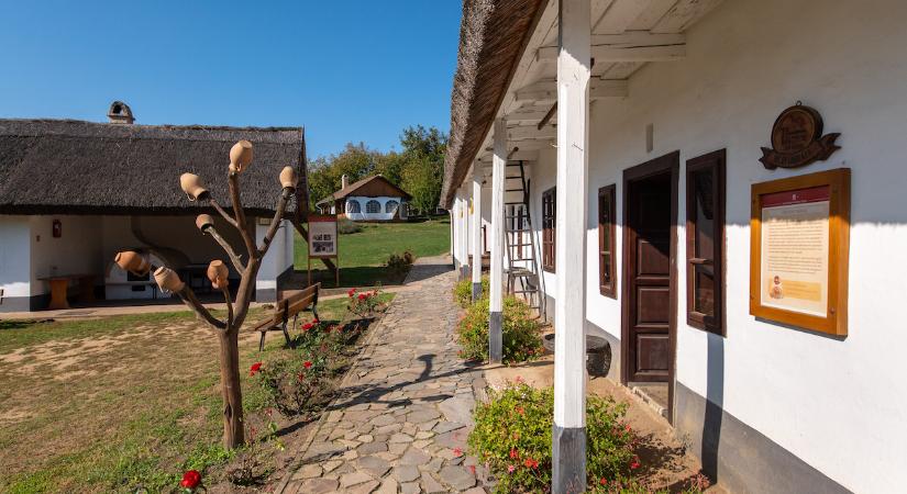 Az apróbélestől a szőttesen át a keménycsárdásig