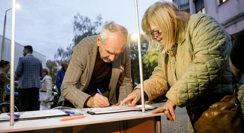 "Mondjuk nemet a háborúra"