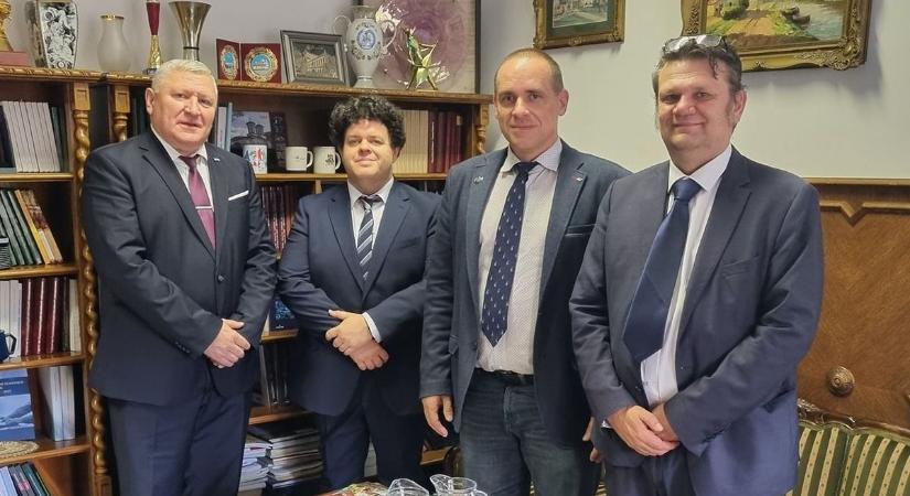 Horvát főkonzul látogatott a pécsi jogi karra