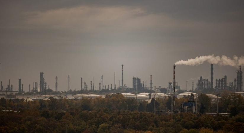 Százhalombatta: Orbán Viktor mégsem zárja ki a külső támadást