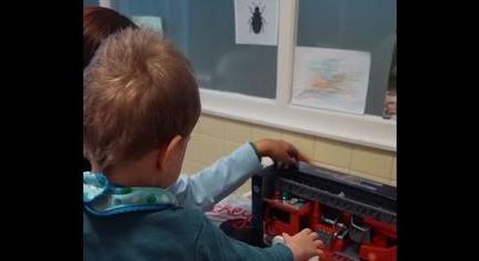 Kiszabadulhat a kórház falai közül, otthonra találhat a pécsi kisfiú