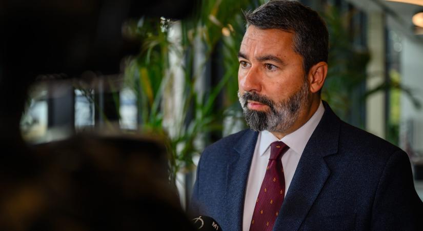 Hidvéghi Balázs: Tiltakozzunk Brüsszel háborús adóemelései ellen