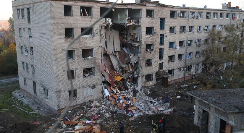 Oroszország hatalmas rakéta- és dróntámadást indított az ukrán energetikai infrastruktúra ellen