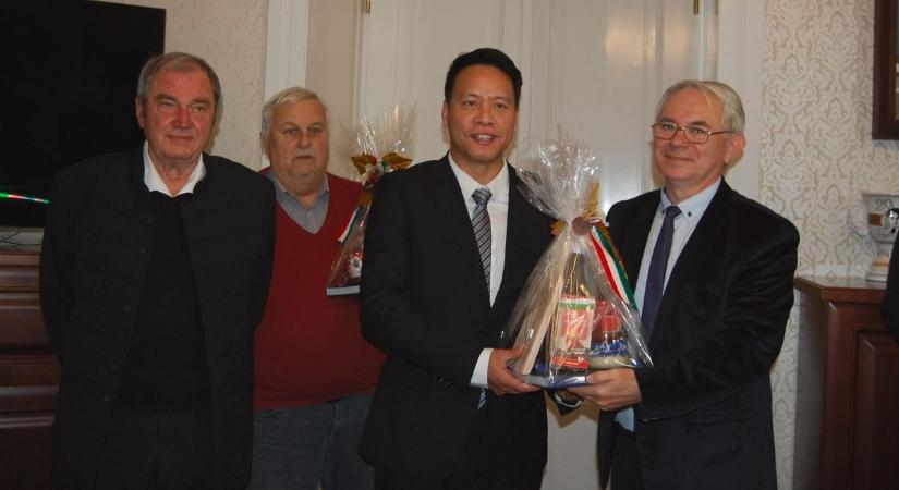 Petőfi versei nyomán mélyül Kiskunfélegyháza és a kínai Xiangshan barátsága – fotók