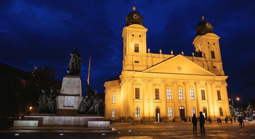Így lett a böszörményi férfi a debreceni éjszaka szégyene: földig hajolva adta át magát a bűnnek