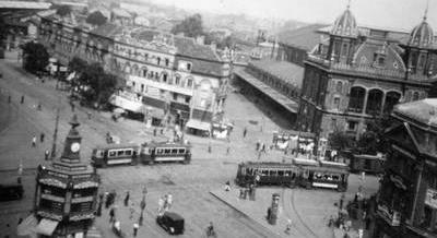 Budapesti miértek – Miért lett Banán-sziget a Nyugati téri járdasziget?