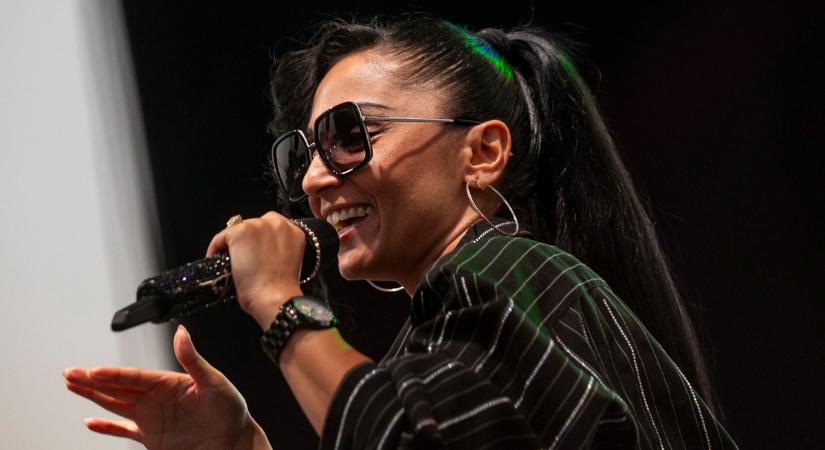 Nótár Mary nagy bajba került: "Leugrottam egy háztetőről és vitt a mentő, eltört a kezem"