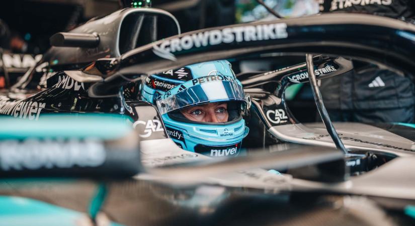 Russell elárulta, hogyan kezelte a Verstappen-pletykákat nyáron