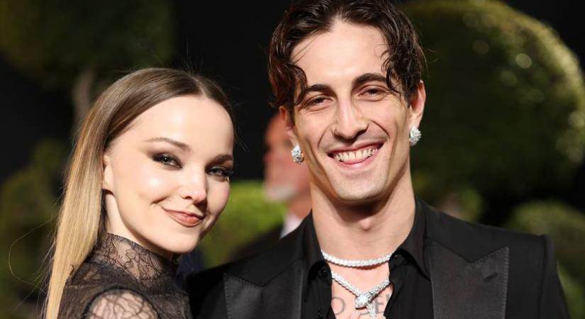 Az énekes sztárpár most már jegyben jár: 2 év járás után jegyezték el Dove Cameront