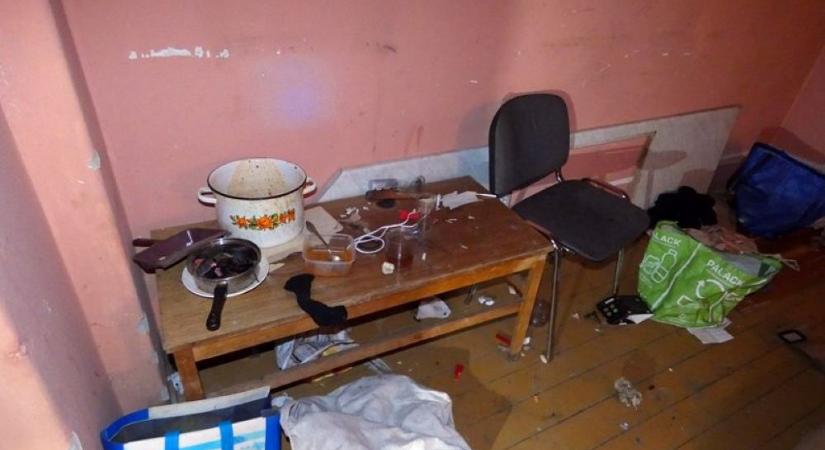 Megtalálta egy apa az eltűnt 14 éves lányát, ekkor tudta meg, hogy a gyermekét bekristályozták és napok óta szexrabszolgaként dolgoztatták