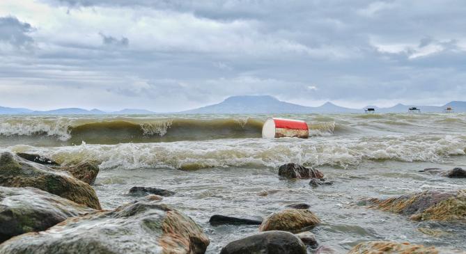 Véget ér az idei viharjelző szezon a legnagyobb tavainknál