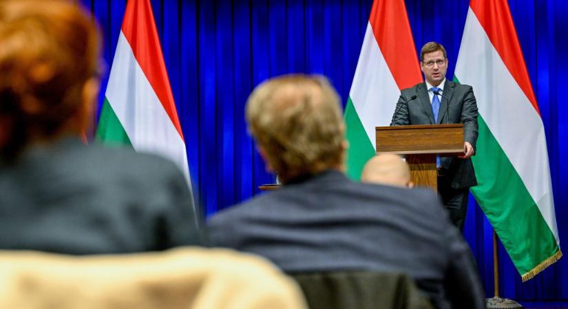 15 százalékos béremelés a szociális és kulturális ágazatban: a szakszervezetet nem avatták be, hogy ez mit jelent