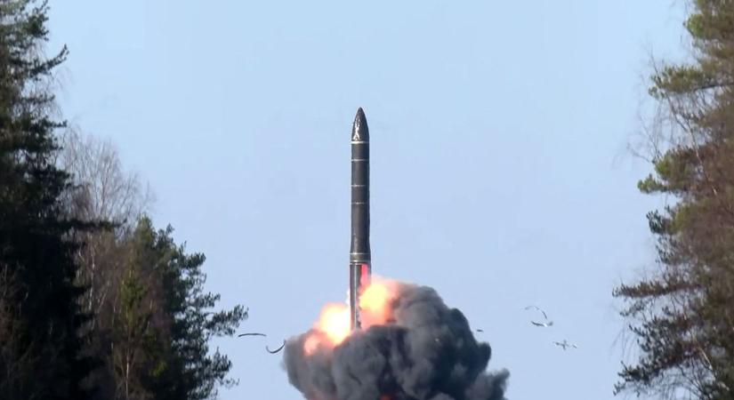 Küszöbön az atomháború? Trump újra robbantana, a Kreml azonban kikéri magának: nem történt nukleáris fegyverteszt