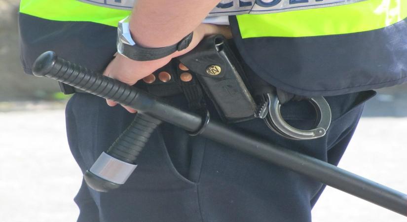 Veszélyes csapdákat állított az úttestre egy hevesi férfi