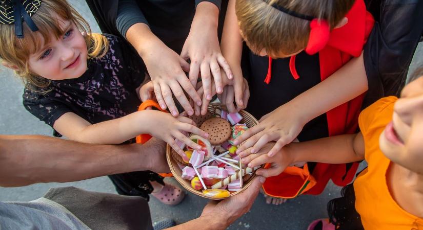 Halloweeni cukorsokk: tényleg veszélyes az édességözön, vagy csak felesleges pánik?