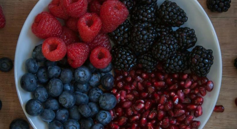 Ezt a gyümölcsöt edd – hatékonyabb, mint a kávé