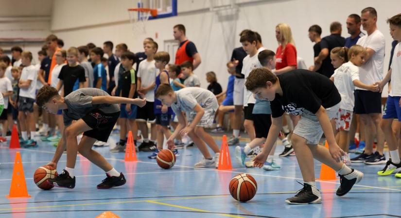 Új korszak kezdődött a kosarasoknál