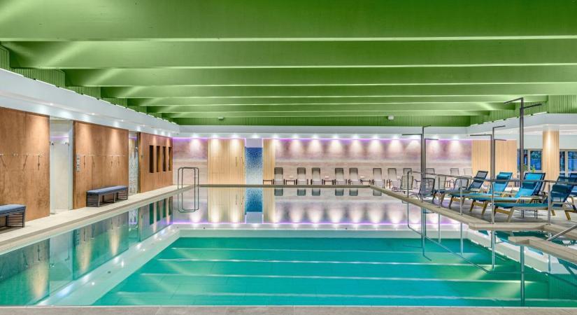 Megújult az egyik kedvelt bükfürdői szálloda belső medencetere