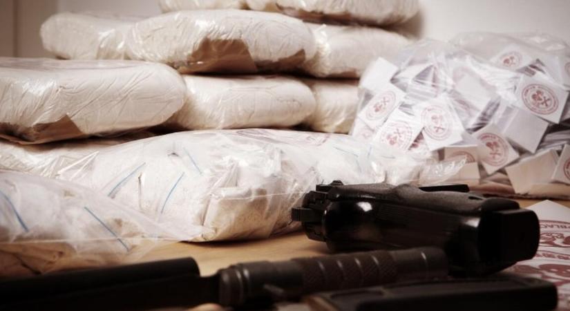 Magyar férfi vezette a bűnbandát, amely 70 milliárd forint értékű kokainnal üzletelt