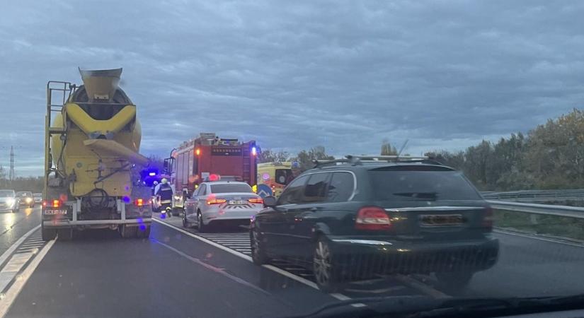 Baleset történt a 7-es főúton, Székesfehérvár térségében