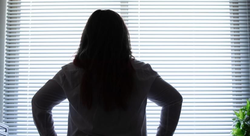 Egy nő megtagadta, hogy segítse az őt elhagyó apja új családját