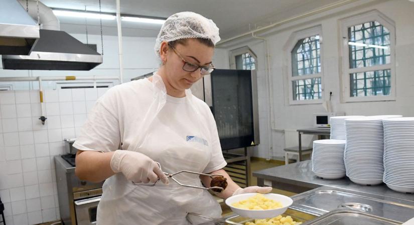 Somogyi konyhás néni és élelmezésvezető a jelöltek között – szavazz rájuk, hogy ők legyenek a legjobbak!