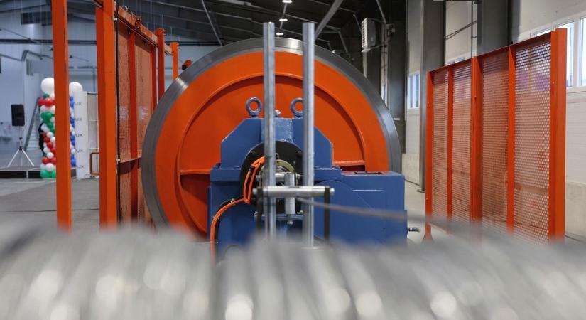 Milliárdos beruházás Miskolcon: a FUX Zrt. új csarnoka az innováció jelképe lett