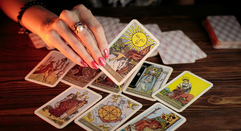 Igazi boszorkány? Látja a jövőt, a kávéból is tud jósolni egy nő