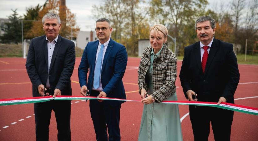 Példátlan összefogással valósult meg a hajdú-bihari település álma – fotókkal, videóval