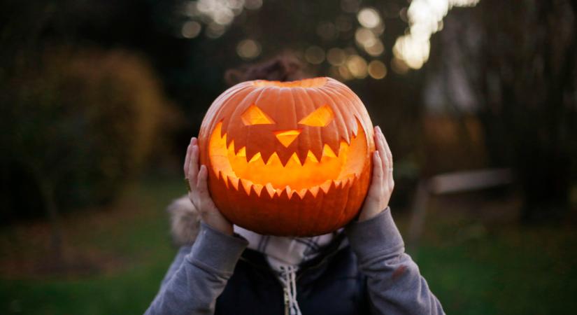 Beindult a halloweeni láz a Balatonnál: tökfaragás, jelmezek és édes versengések sora vár