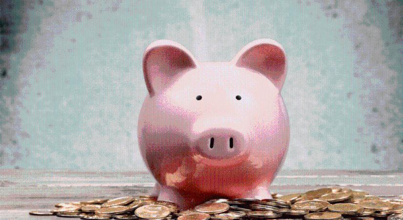 Átlagosan 4000 eurónyi megtakarítást tartunk a bankban