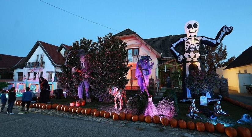 Csontvázak, zombik és tűzzsonglőrök lepték el Kiskőröst, ilyen bulit még nem láttál! – fotók, videó