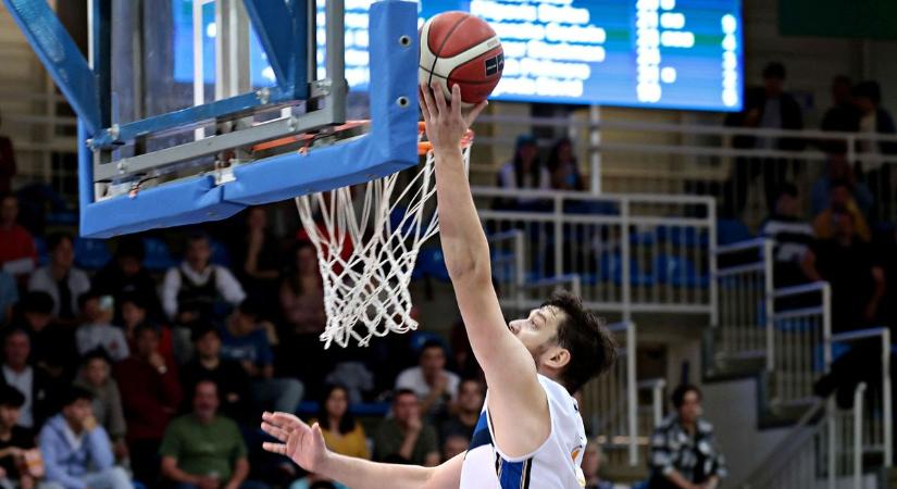 Ellenkező utat bejárva érkezik a pénteki meccsre a Szedeák és ellenfele