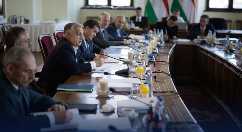 Orbán Viktor: lesz 14. havi nyugdíj (videó)