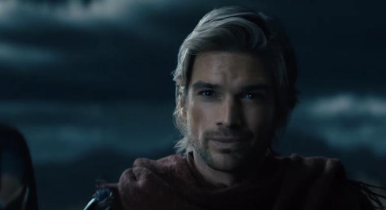 Szexi Cézárral és brutális harcokkal érkezett meg a Spartacus: The House of Ashur első nagy trailere