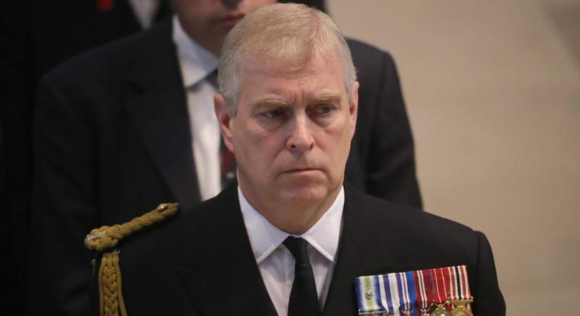 András herceget megfosztották hercegi címétől és ki kell költöznie windsori otthonából is