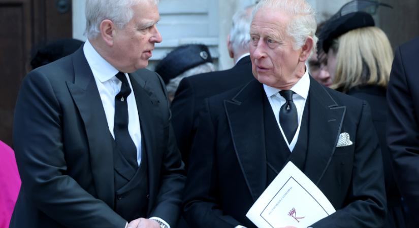 Károly király döntése mindenkit sokkolt – újabb csapást mért András hercegre