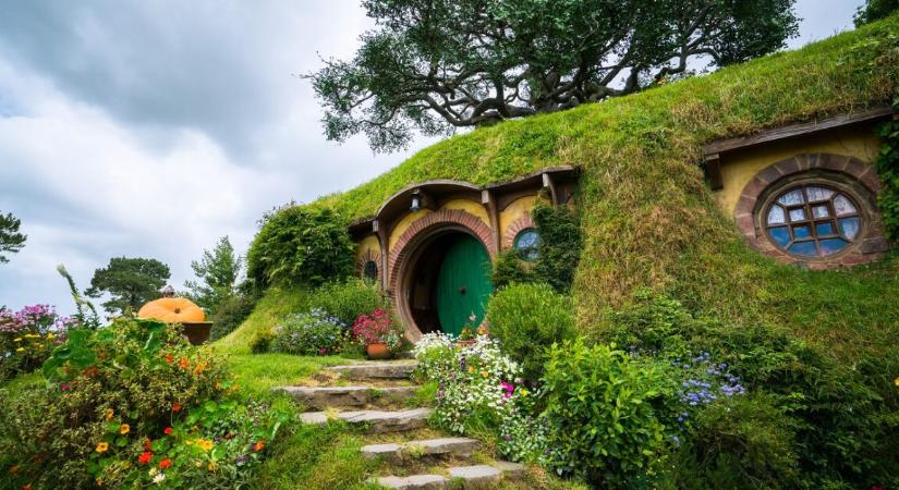 A Gyűrűk Ura legnagyobb sztárja hirtelen megjelent egy rajongói esküvőn