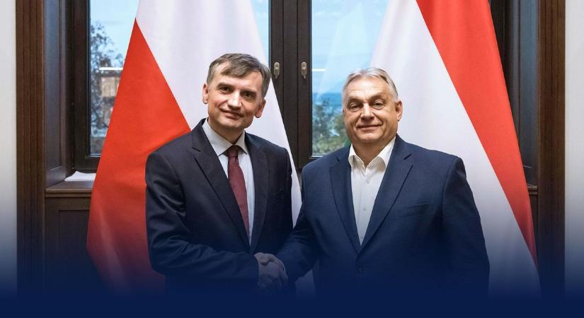 Odapirított Orbán Viktor Brüsszelnek: elszabadult a pokol, sőt, Frei Tamásnak sem maradt adós egy válasszal