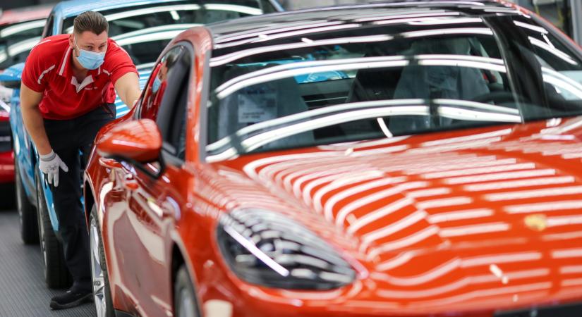 Luxusautóval jutalmazhatják a drasztikus fogyást