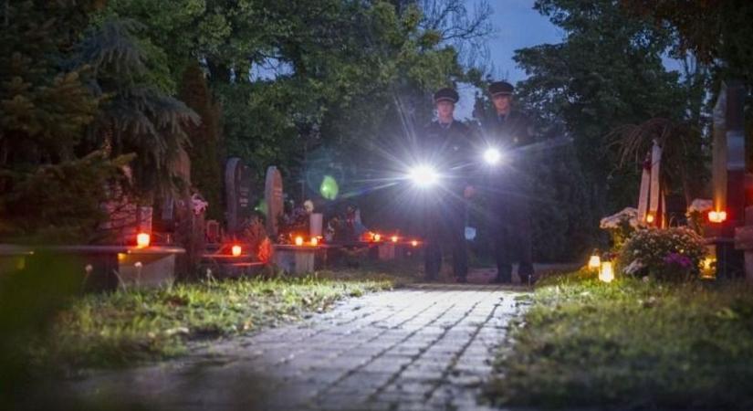 Így készülnek a bűnüldözők a halottak napjára
