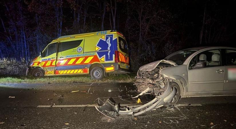 Gyalogost gázoltak Debrecennél, majd az őt szállító mentő is balesetezett