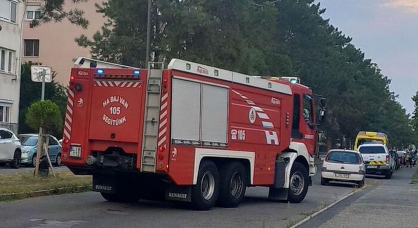 Kigyulladt egy családi ház Szombathelyen