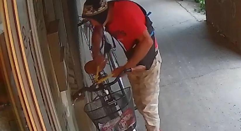 Videón a debreceni kerékpártolvaj