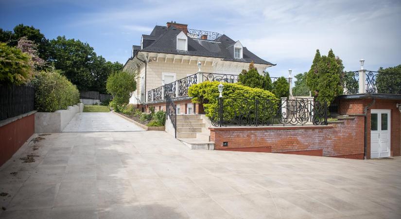 Mégis nyomoznak a Közép- és Kelet-európai Onkológiai Akadémia Alapítványnál