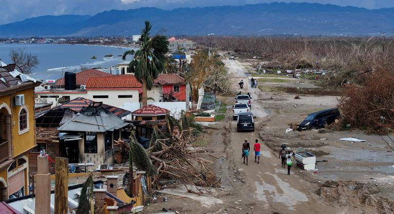 Mintegy ötven ember meghalt a Karib-térségben, a Melissa több mint negyven milliárd dollárnyi kárt okozott