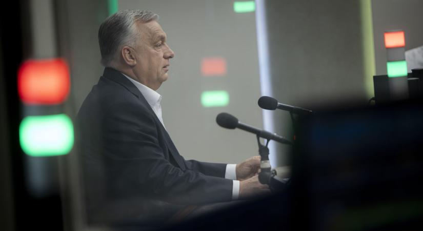 Le a kalappal Nagy Márton előtt – Orbán Viktor a Kossuth rádióban