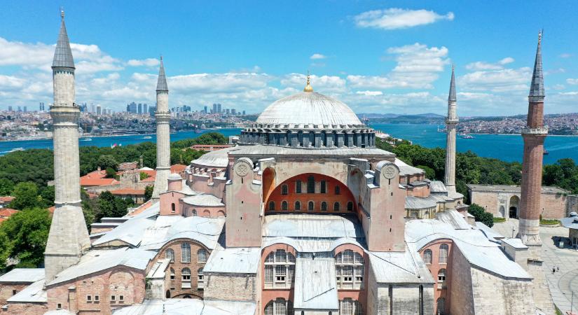 A lett parlament megszavazta a kilépést az Isztambuli Egyezményből